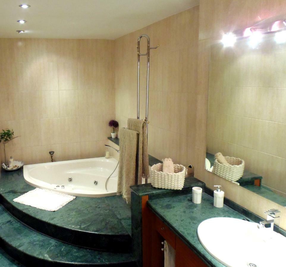 Apartamento Atico-Spa Santa Bárbara Dış mekan fotoğraf